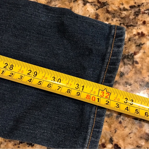 ▪️Paige Roxie Crop Jeans - Picture 11 of 15